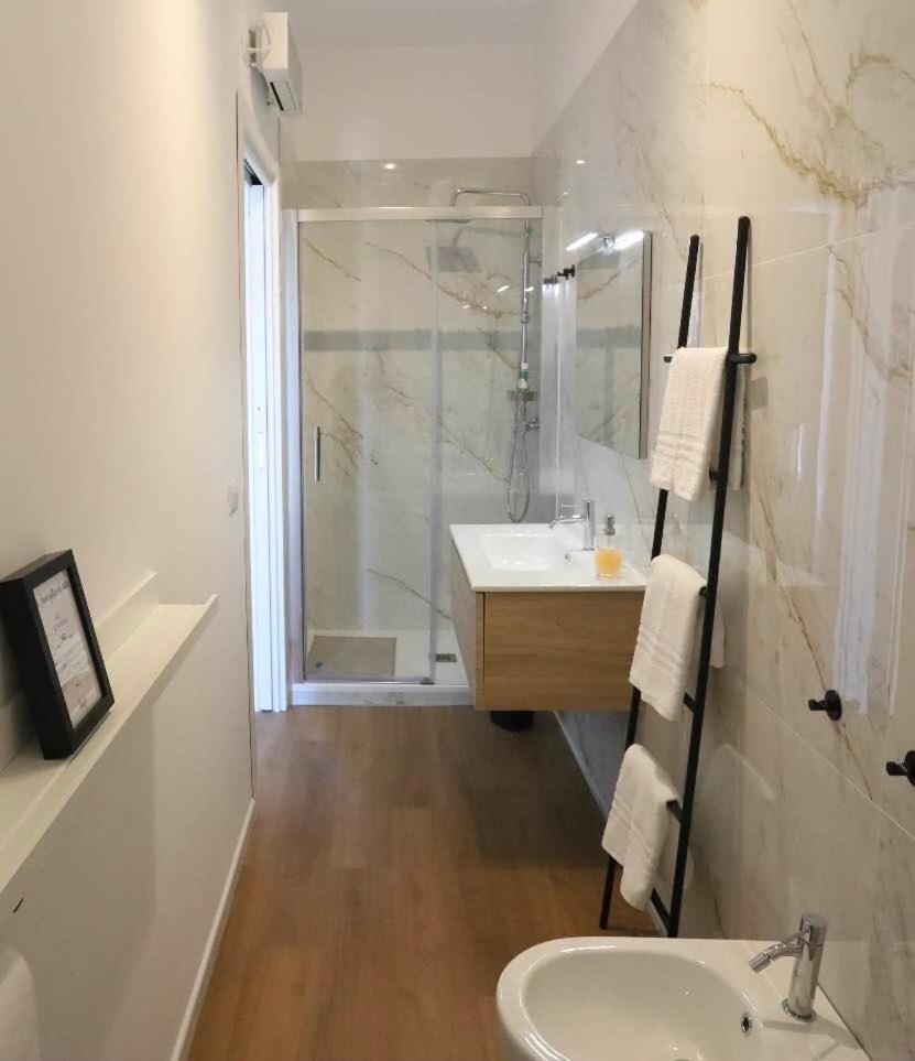 Ferienwohnung Lapigna Valenzano Exterior foto